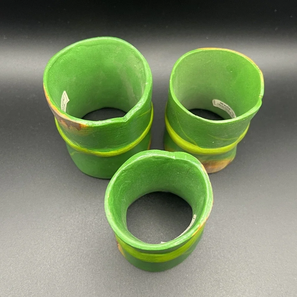 Pineapple & Banana Leaf Wood Napkin Rings Hand-Painted Set of 7 ~ Indonesia